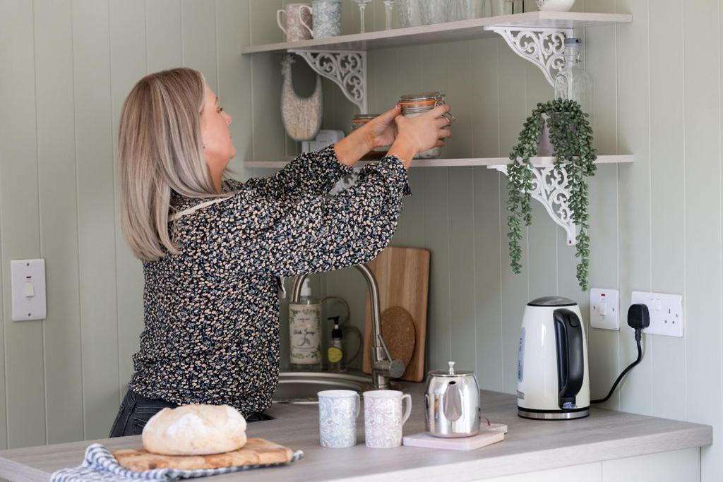 Barfield Shepherds Hut 마러펠트 외부 사진